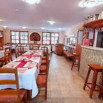 Kiskastely Fogado-etterem