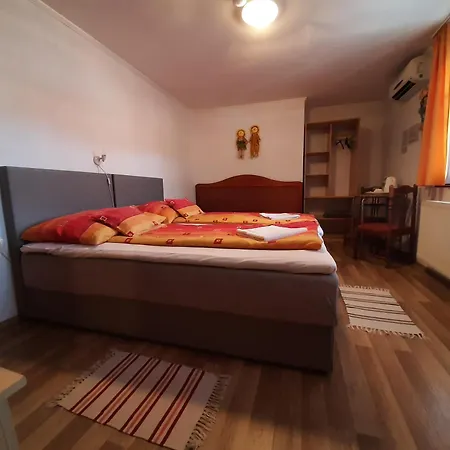 Kiskastely Fogado-etterem 3* Füzesgyarmat
