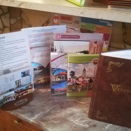 Kiskastely Fogado-etterem 3* Füzesgyarmat