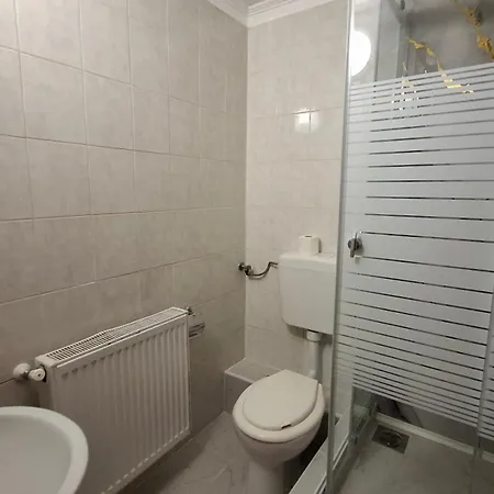 Kiskastély Fogadó-étterem Affittacamere 3*