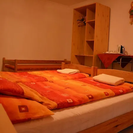 Kiskastely Fogado-etterem Guest house Fuzesgyarmat