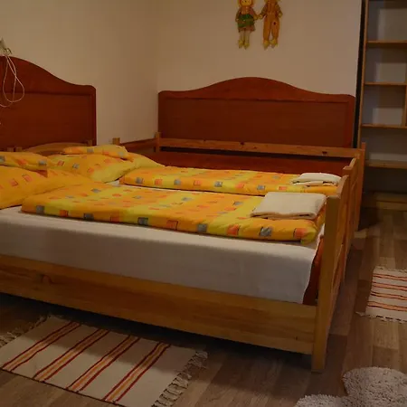 Kiskastely Fogado-etterem * Fuzesgyarmat