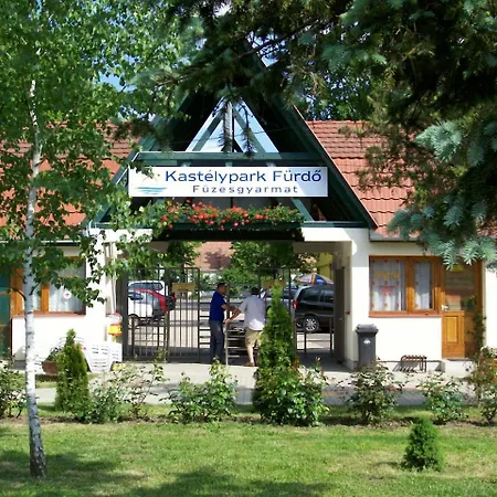 Kiskastely Fogado-etterem 3* Füzesgyarmat