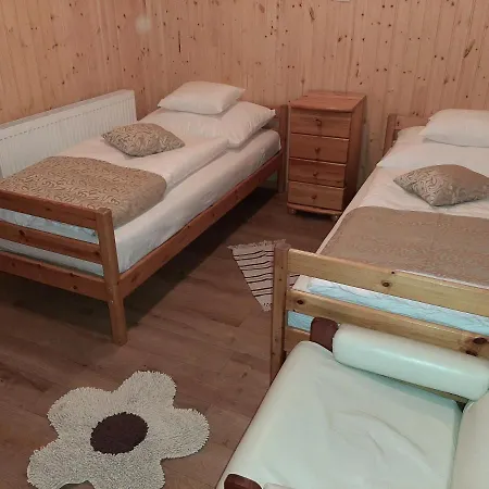Guest house Kiskastely Fogado-etterem