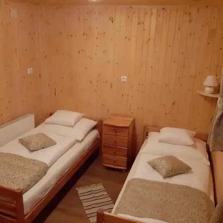 Guest house Kiskastely Fogado-etterem Fuzesgyarmat